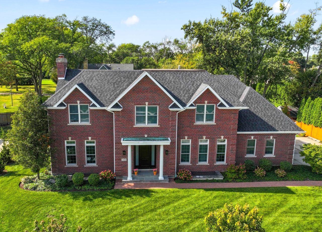 1024 Prairie Lawn Road — Glenview, IL 60025