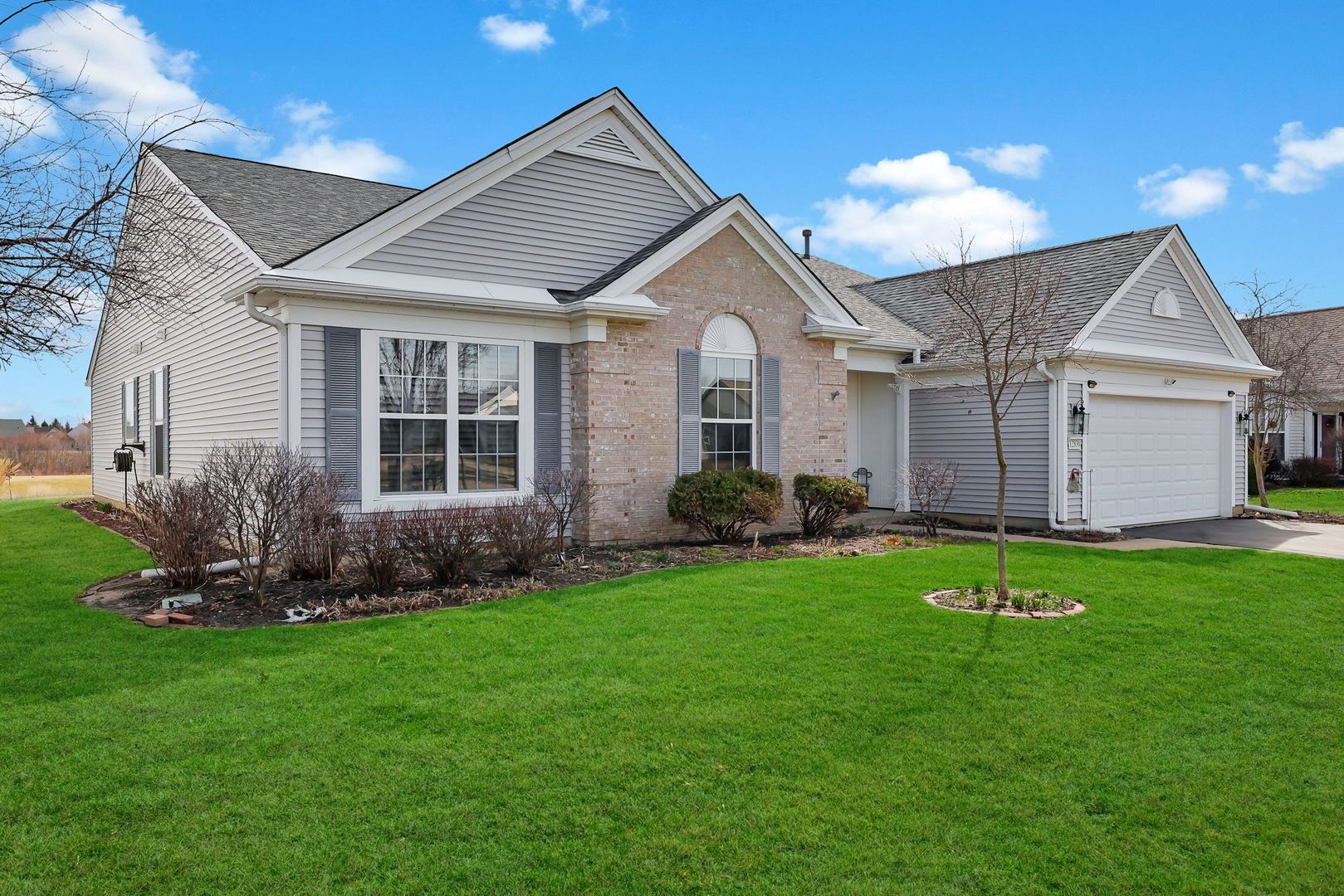12830 CRESTVIEW Drive — Huntley, IL 60142