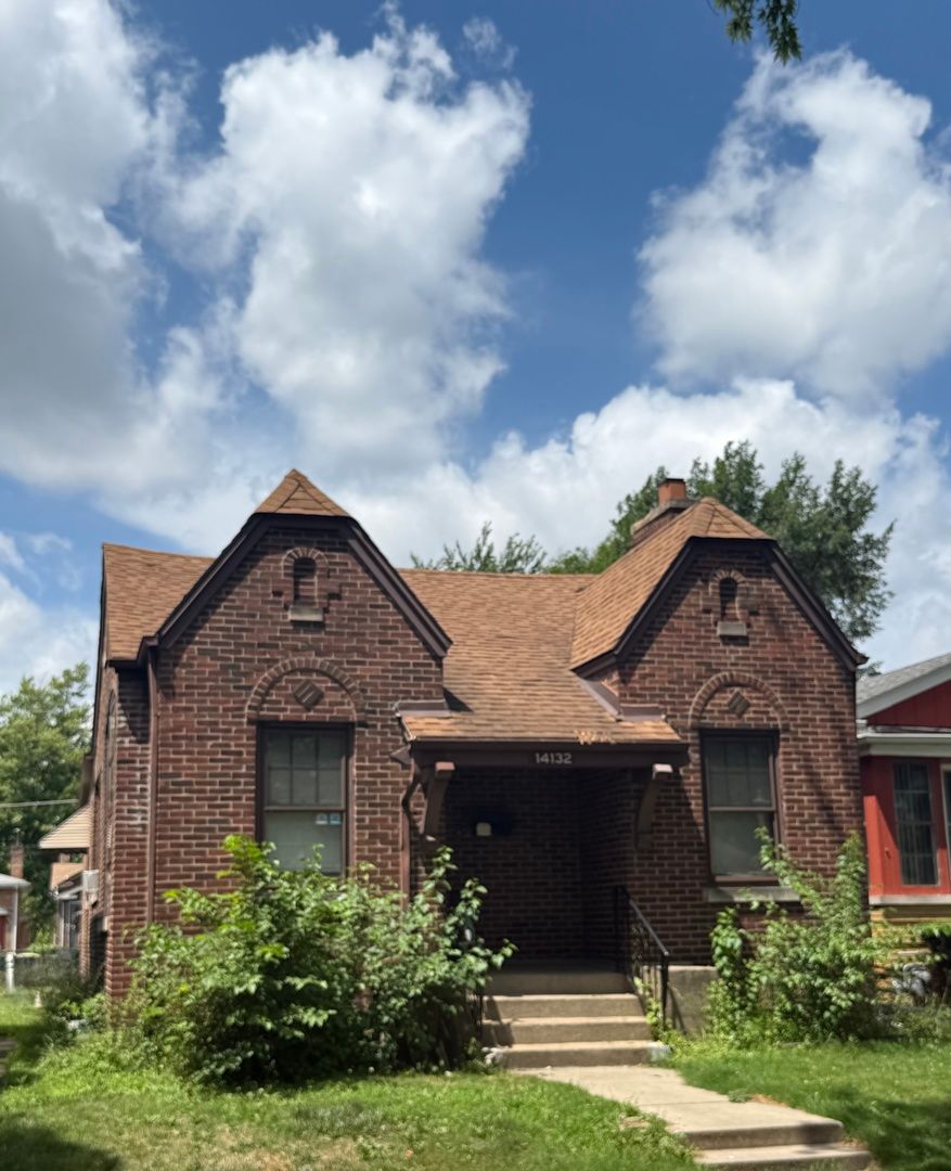 14132 S State Street — Riverdale, IL 60827