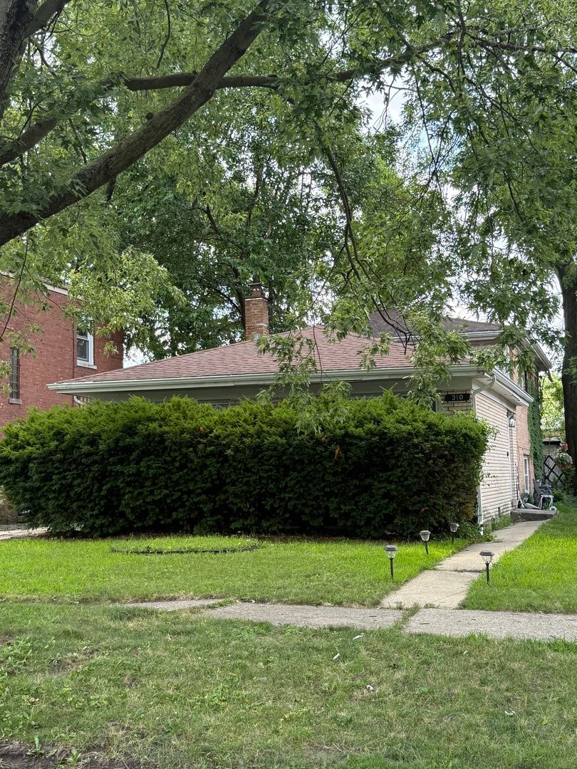 310 W 145TH Place — Riverdale, IL 60827