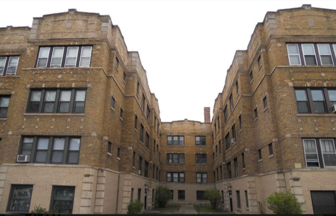 4823 Springfield Avenue — Chicago, IL 60625