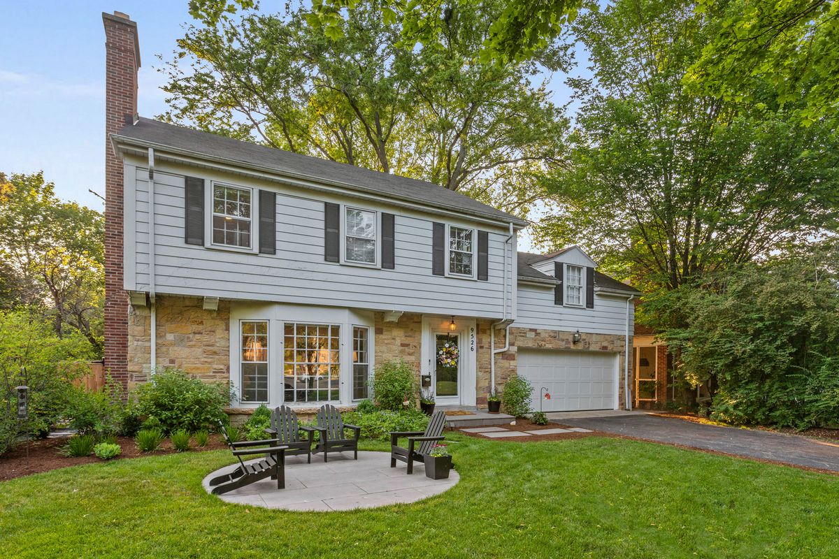 9526 Lawndale Avenue, Evanston, IL 60203