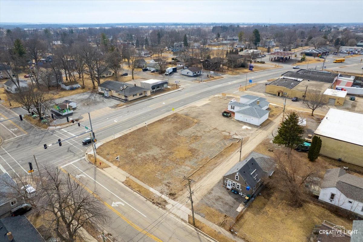 206 South Street, Plano, IL 60545