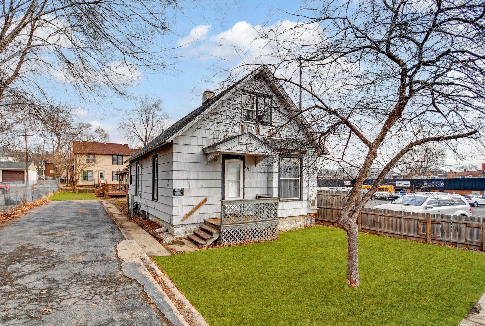 417 W Jefferson Street — Joliet, IL 60435