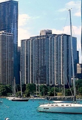 400 E Randolph Street #1515 — Chicago, IL 60601