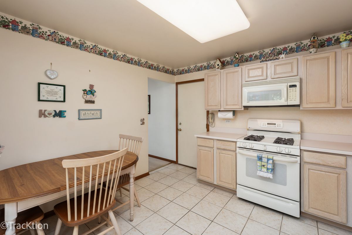 21365 Silktree Circle, Plainfield, IL 60544