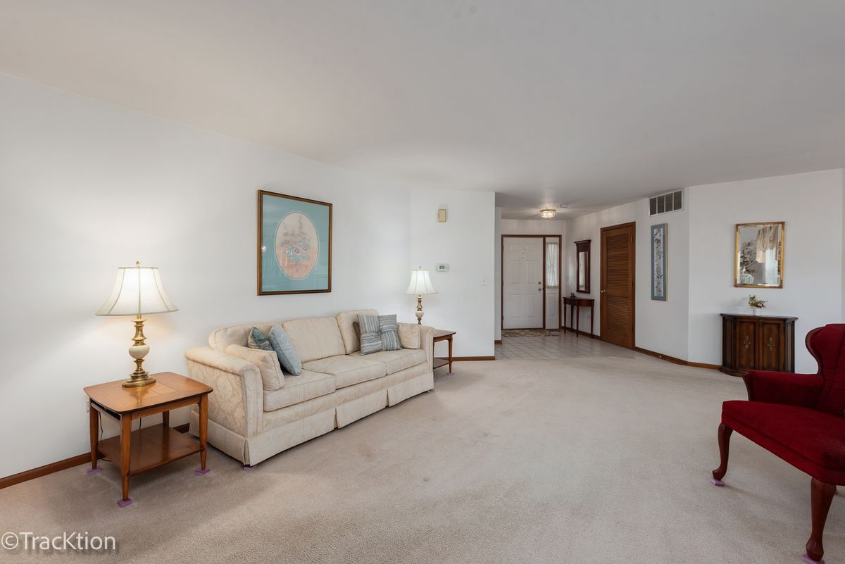 21365 Silktree Circle, Plainfield, IL 60544