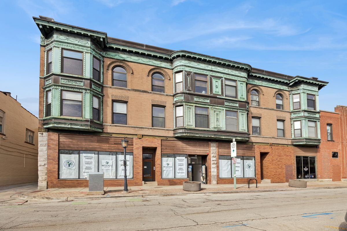 812 North Boulevard, Oak Park, IL 60302