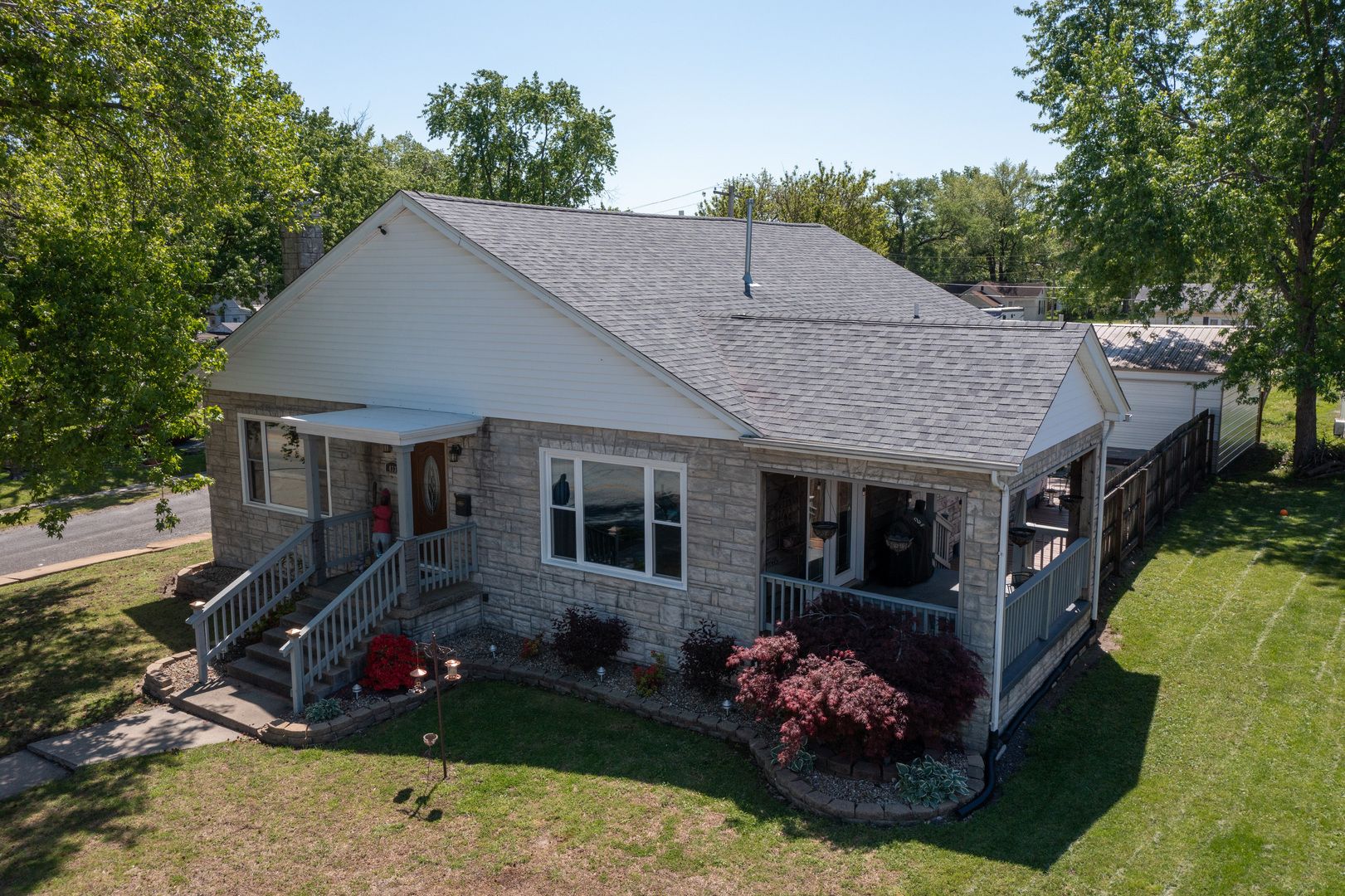 433 E Main Street — Salem, IL 62881