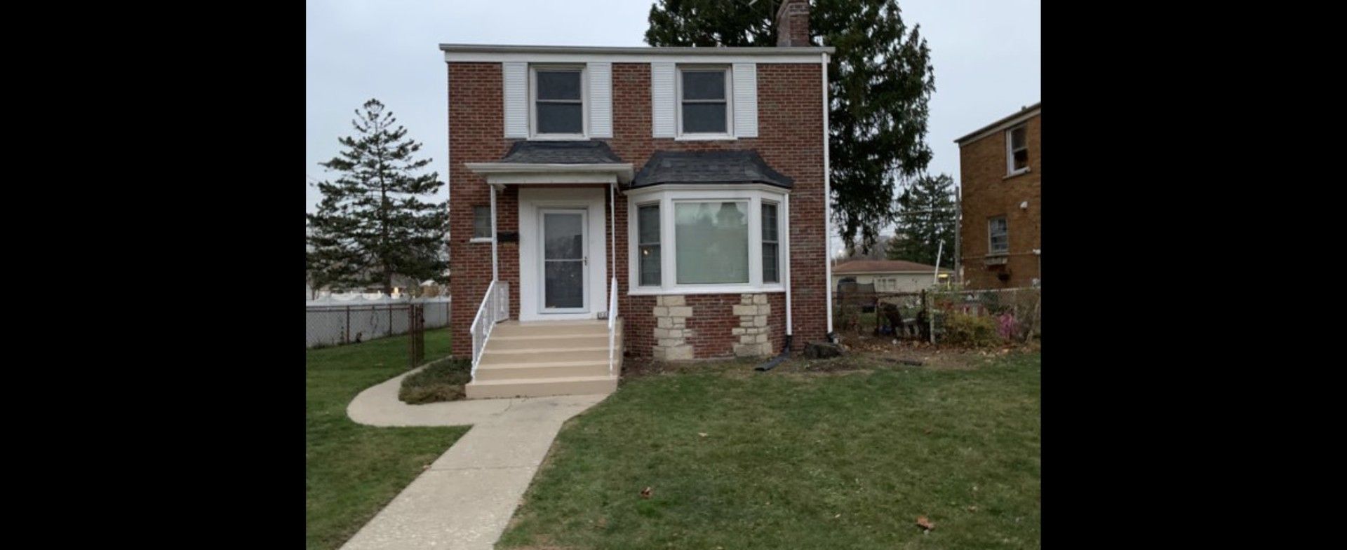 1106 Manchester Avenue — Westchester, IL 60154