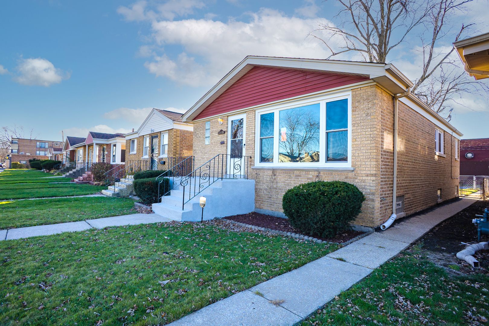 12618 S Justine Street — Calumet Park, IL 60827