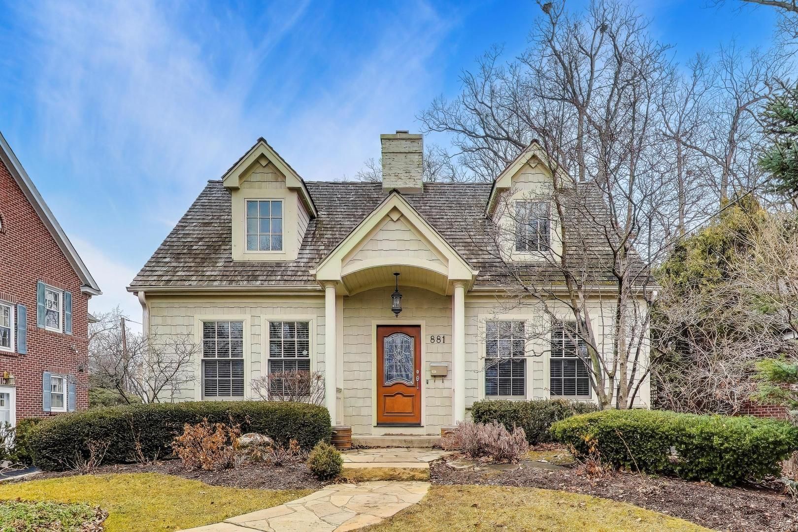 881 Harvard Court — Highland Park, IL 60035