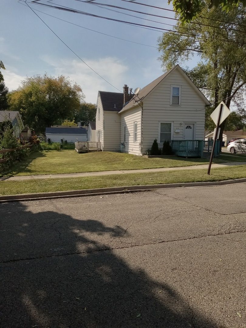 968 Judge Avenue — Waukegan, IL 60085