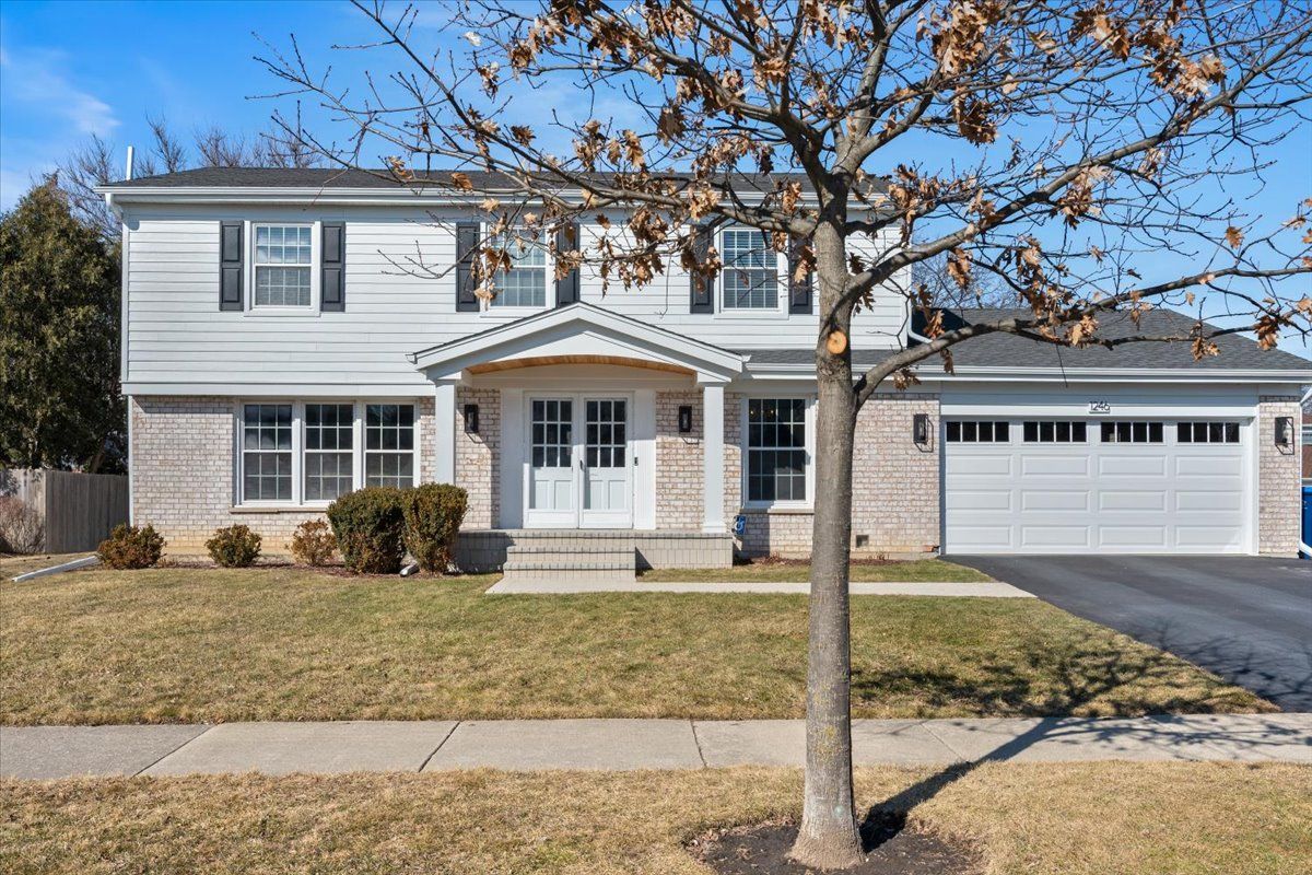 1246 Laurel Avenue — Deerfield, IL 60015