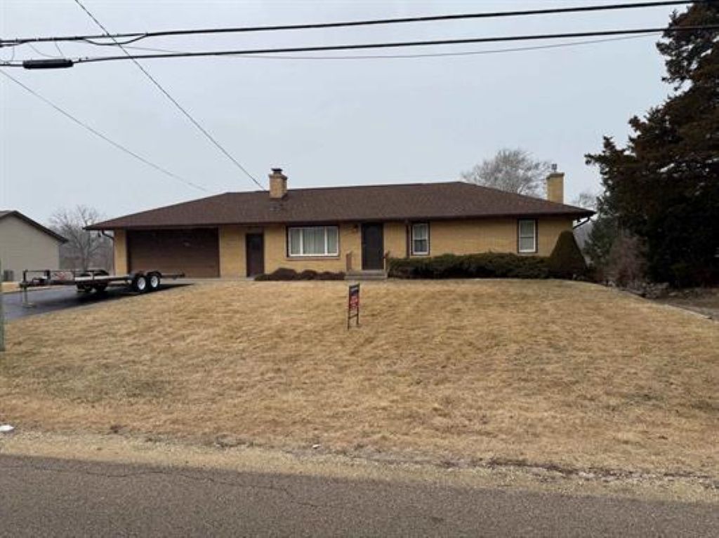 11224 Ventura Boulevard — Machesney Park, IL 61115