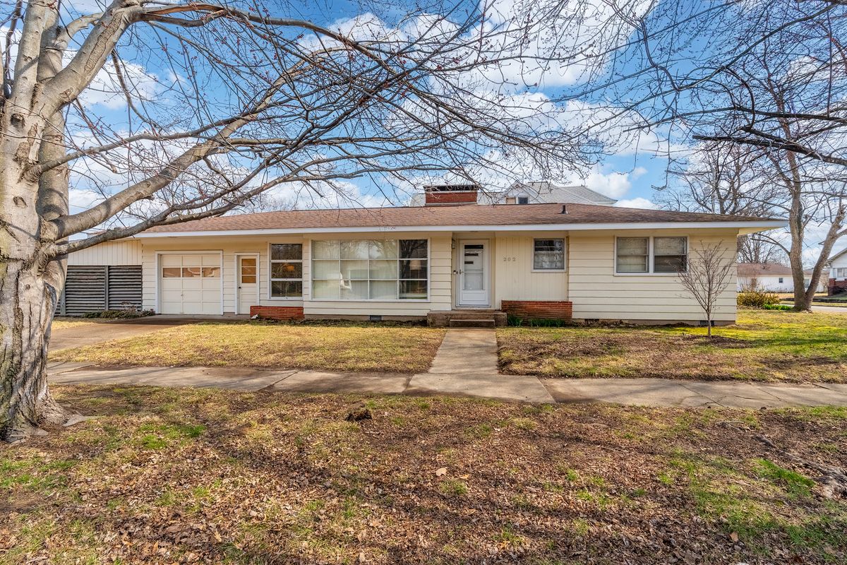 202 21st Street, Murphysboro, IL 62966