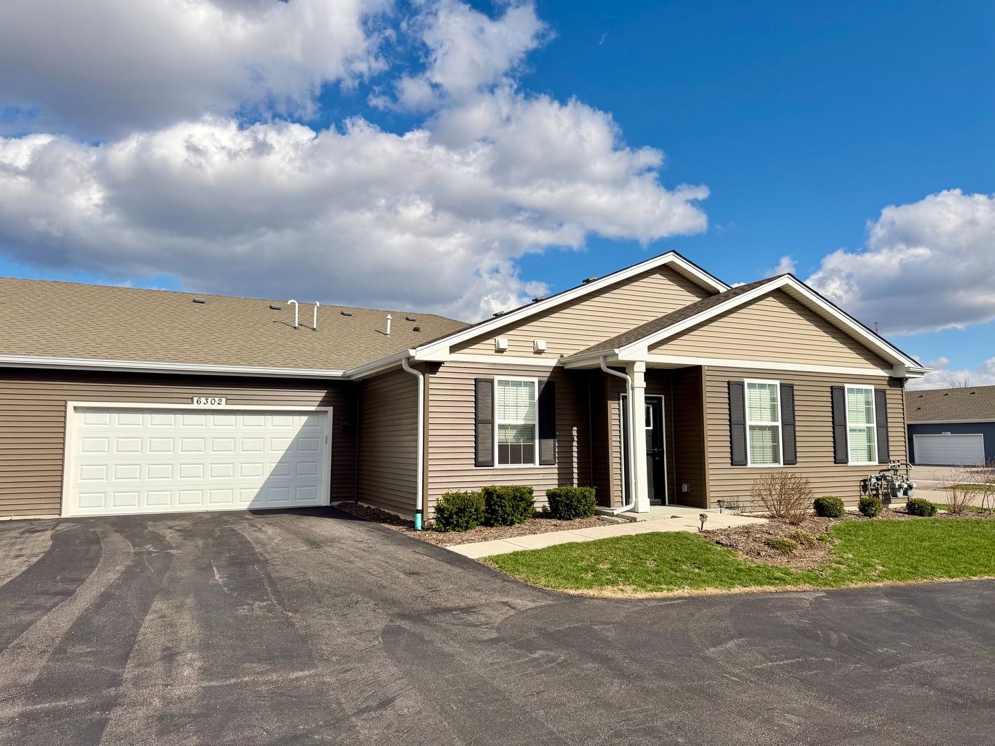 6302 Maple Glen Drive #3081 — Wonder Lake, IL 60097