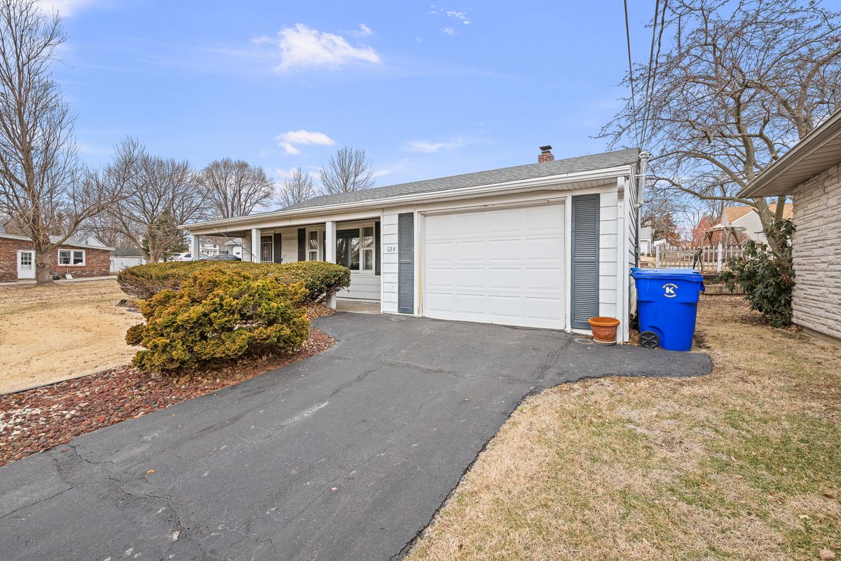124 E Mill Street, Kewanee, IL 61443
