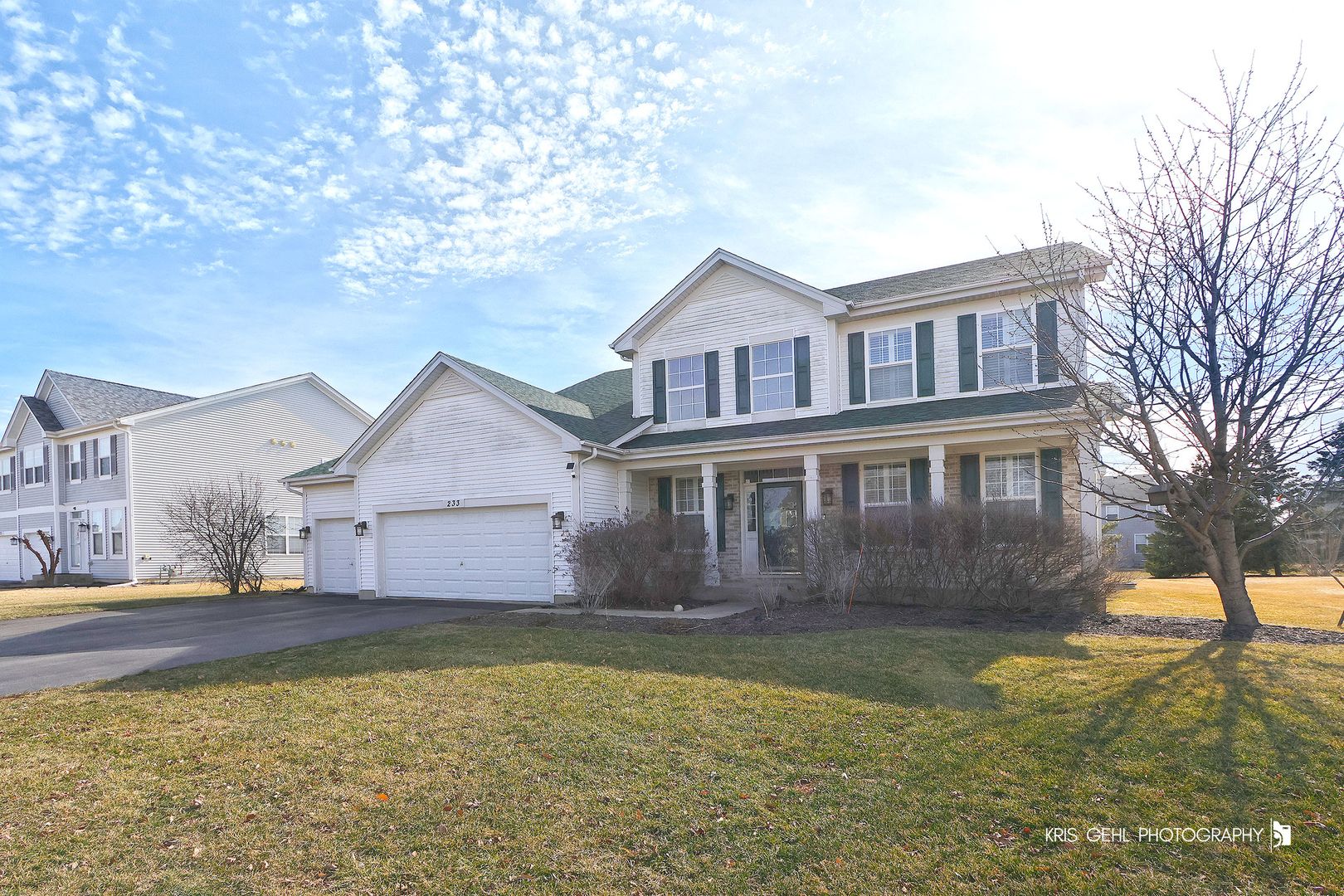 233 W Olmsted Lane — Round Lake, IL 60073