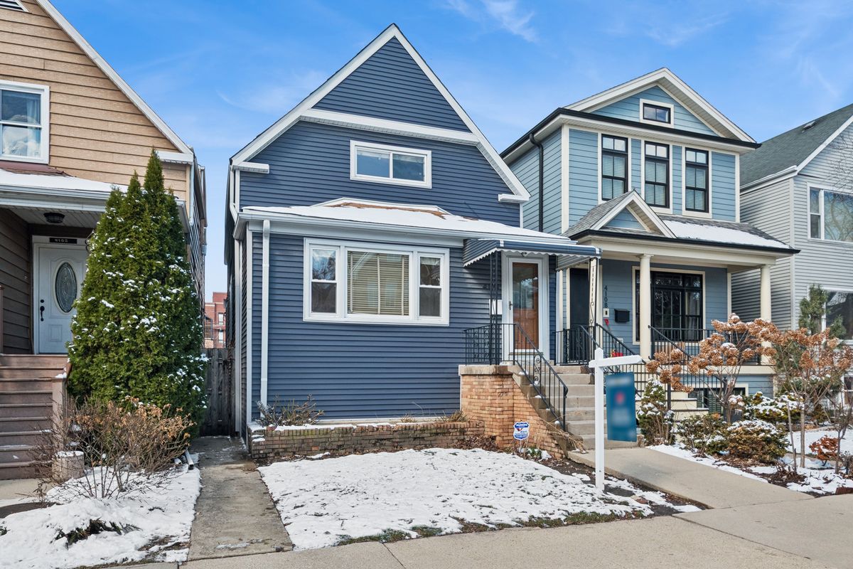 4104 Claremont Avenue, Chicago, IL 60618