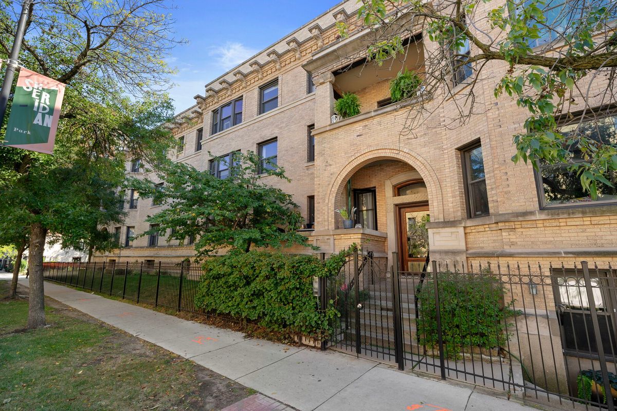 1351 Wilson Avenue, Chicago, IL 60640