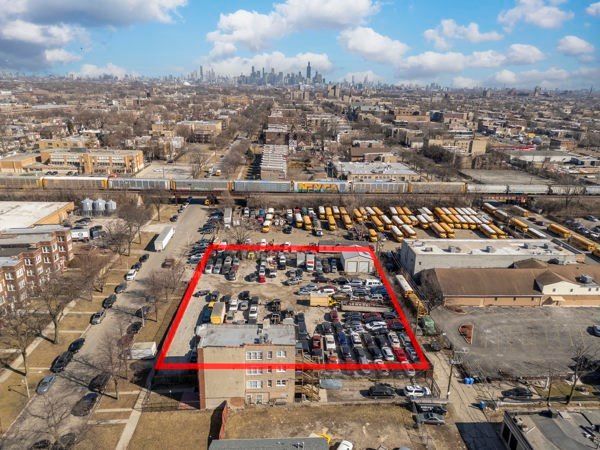 4629 West End Avenue, Chicago, IL 60644
