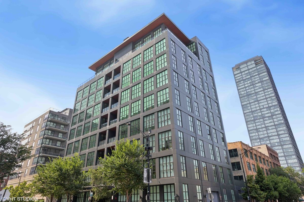 900 Washington Boulevard, Chicago, IL 60607