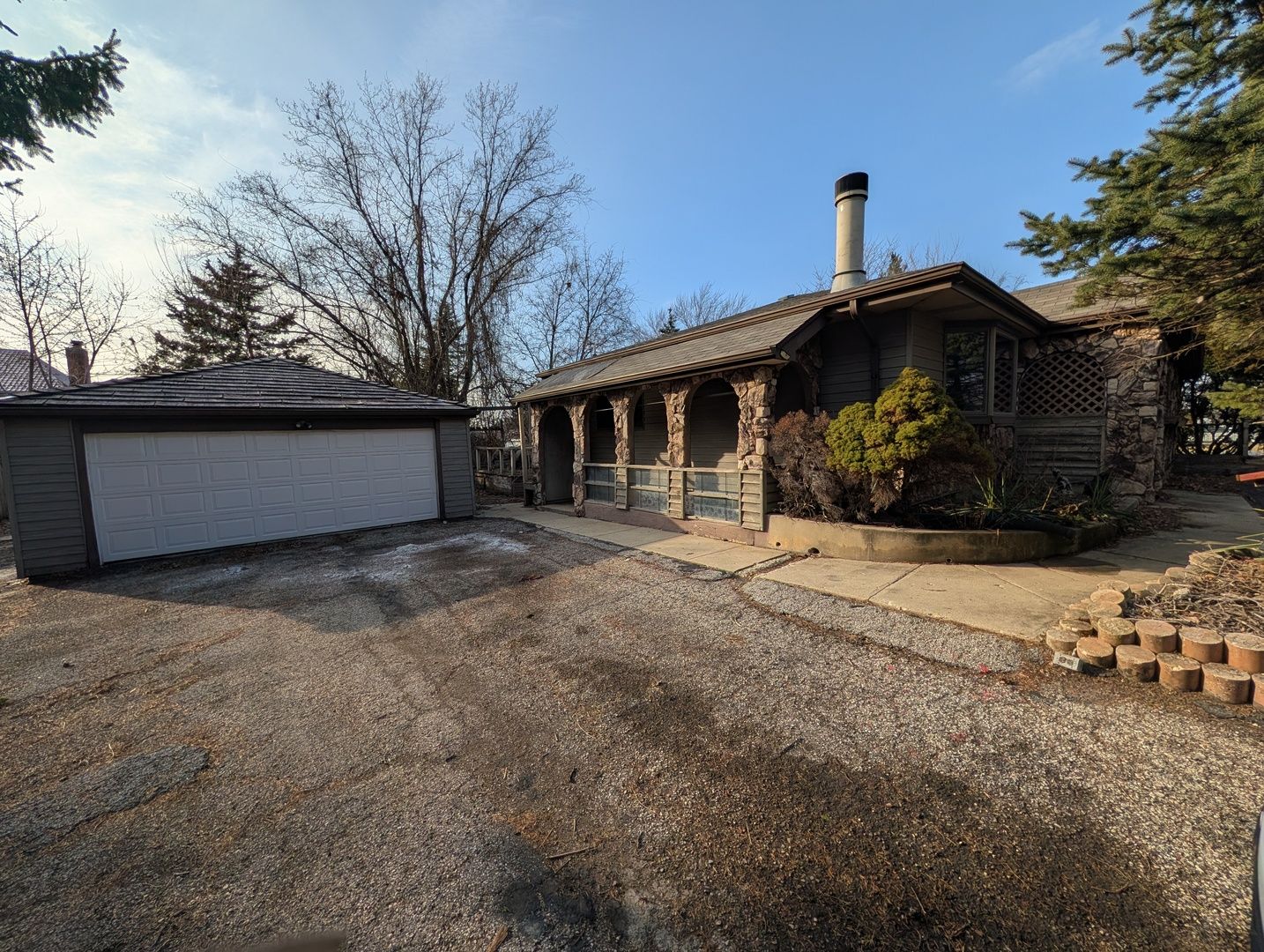 1N248 DARLING Street — Carol Stream, IL 60188
