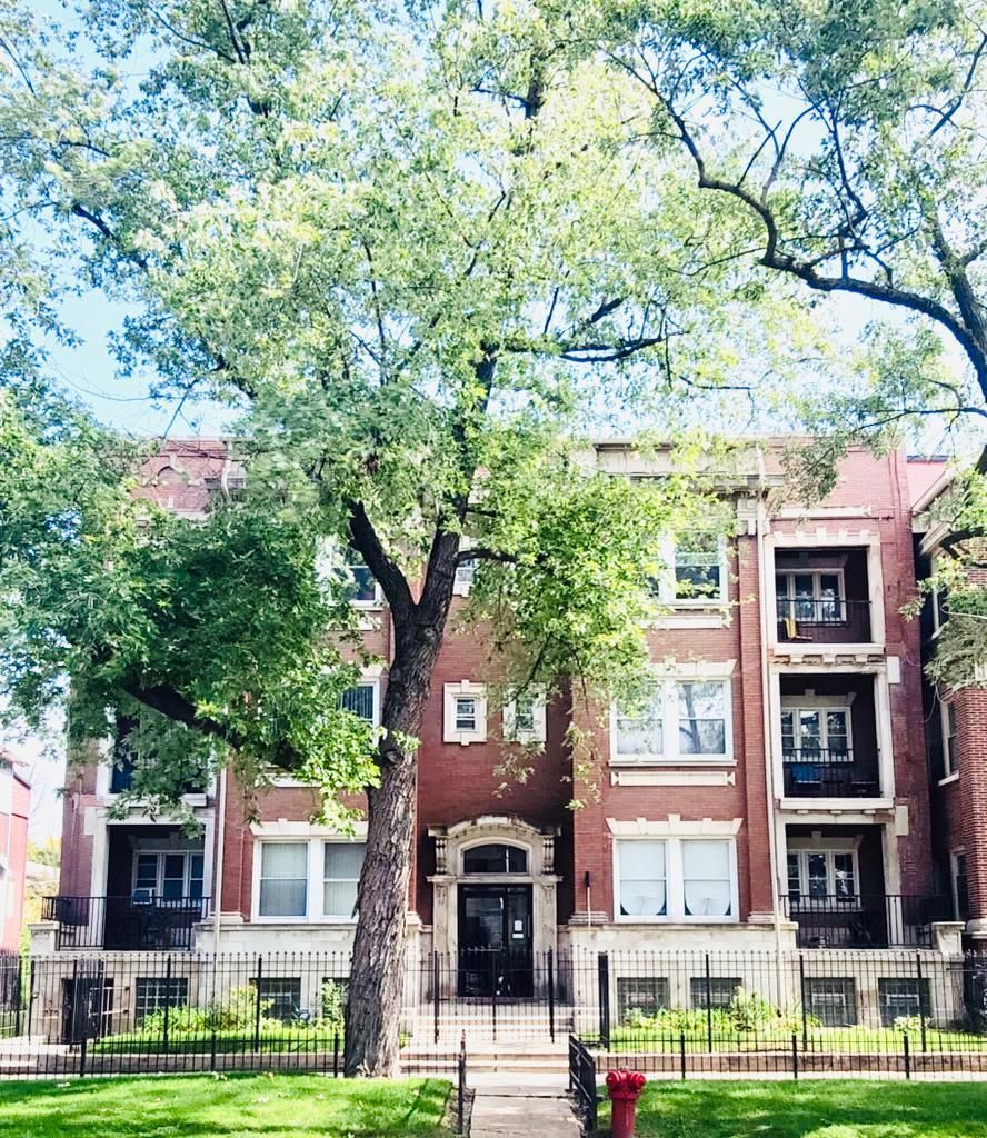 5233 Michigan Avenue, Chicago, IL 60615