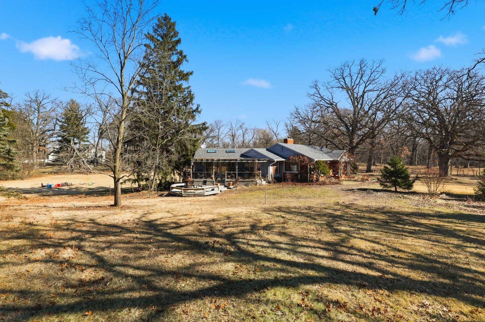 30W030 SCHICK Road — Bartlett, IL 60104