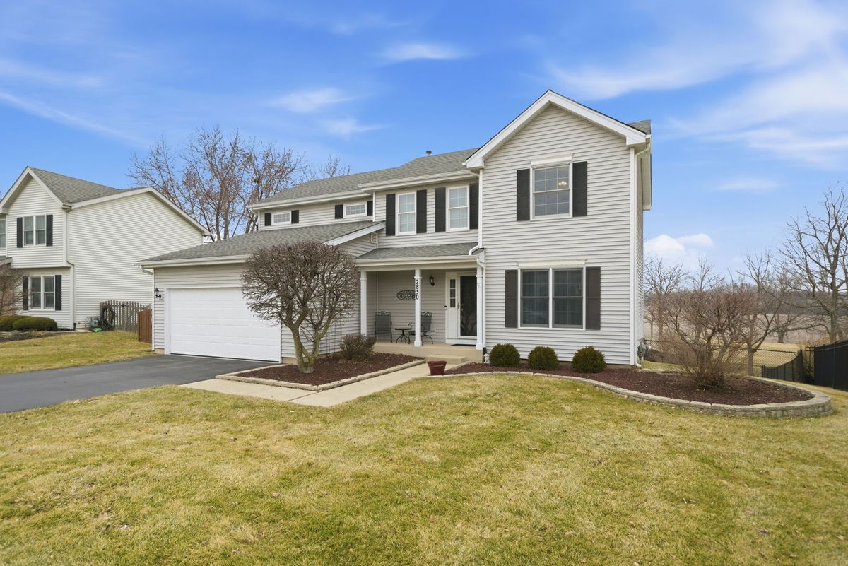 2830 Colonial Drive, Elgin, IL 60124