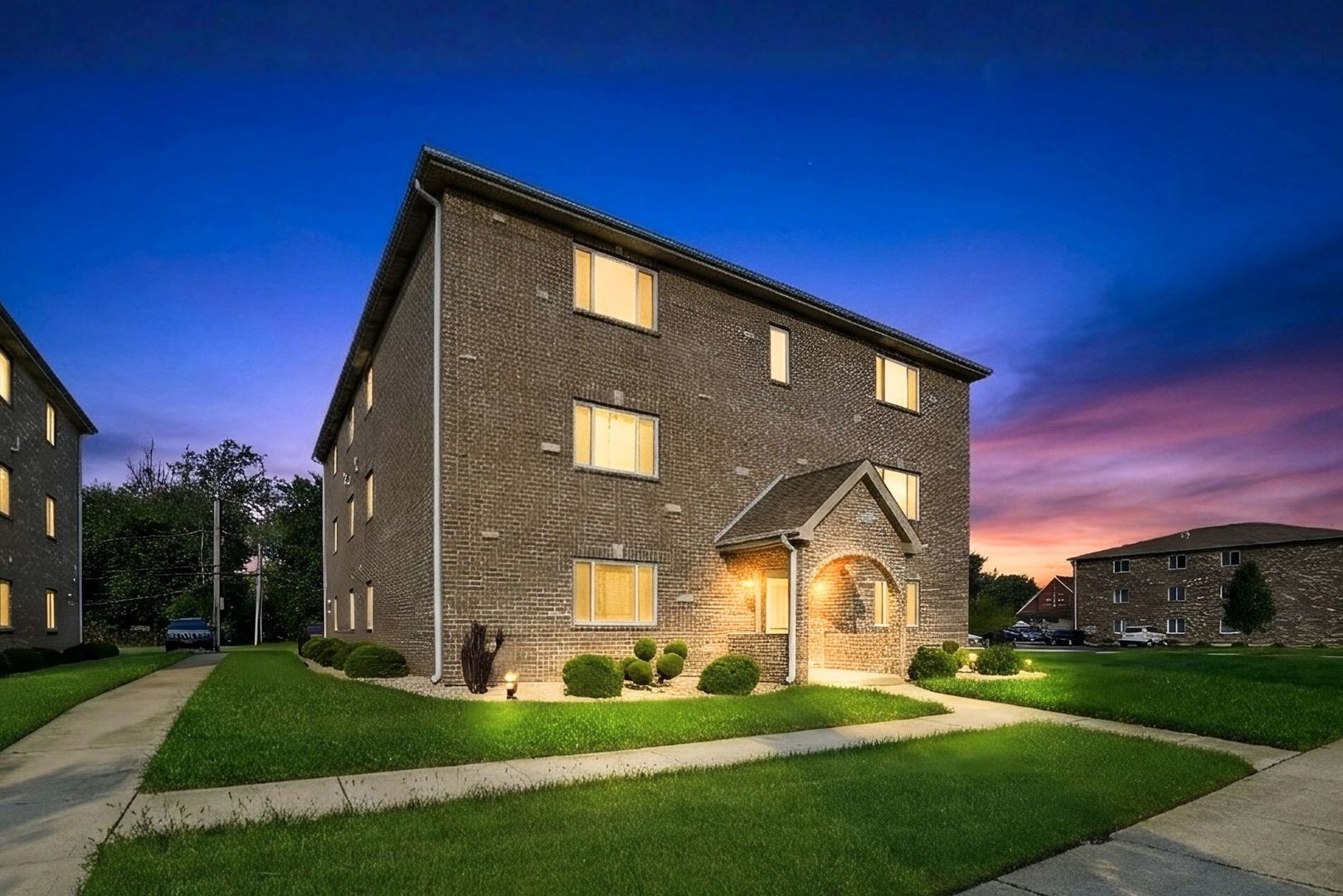 13906 Central Park Avenue #2N — Robbins, IL 60472