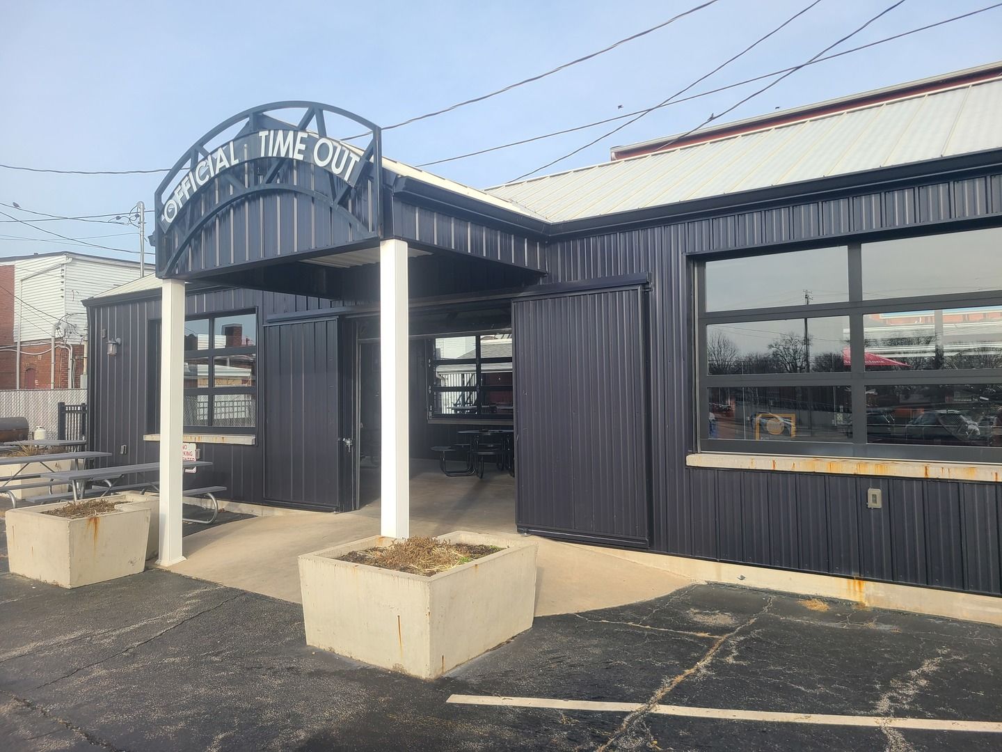 68 E Elm Street — Canton, IL 61520