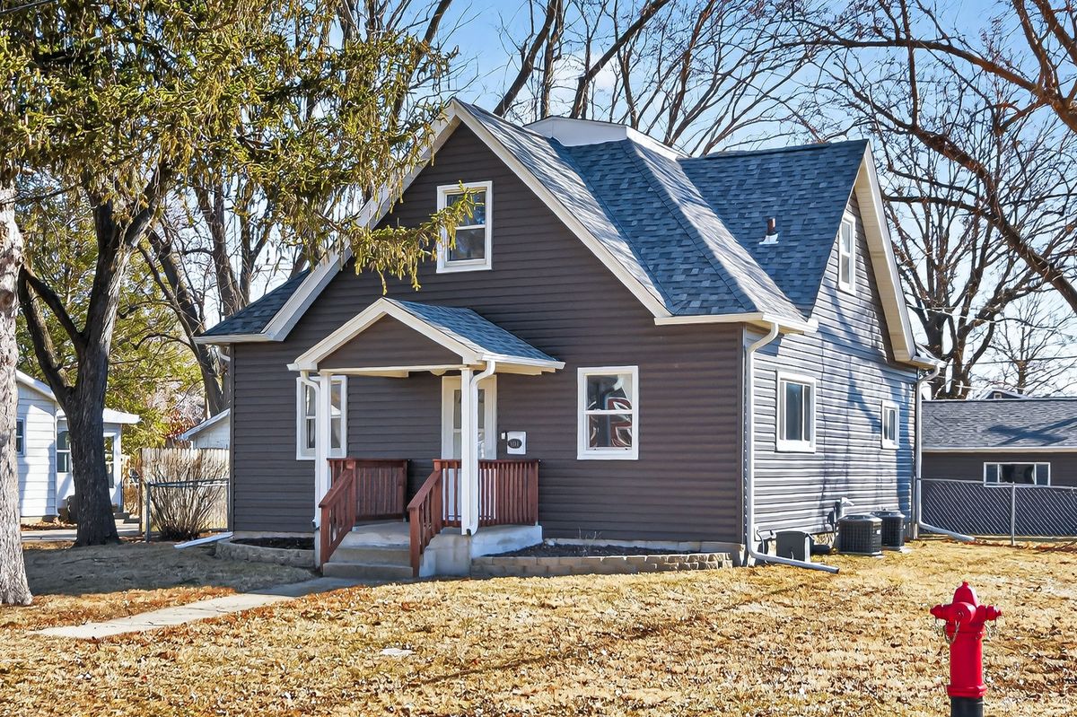 1011 3rd Street, Oregon, IL 61061