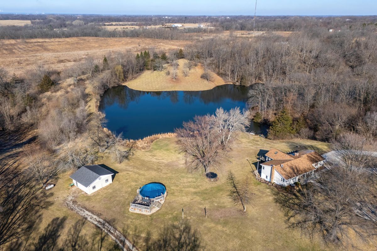 14004 252nd Street, Illinois City, IL 61259