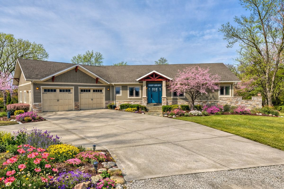 941 2150th Road, Ottawa, IL 61348