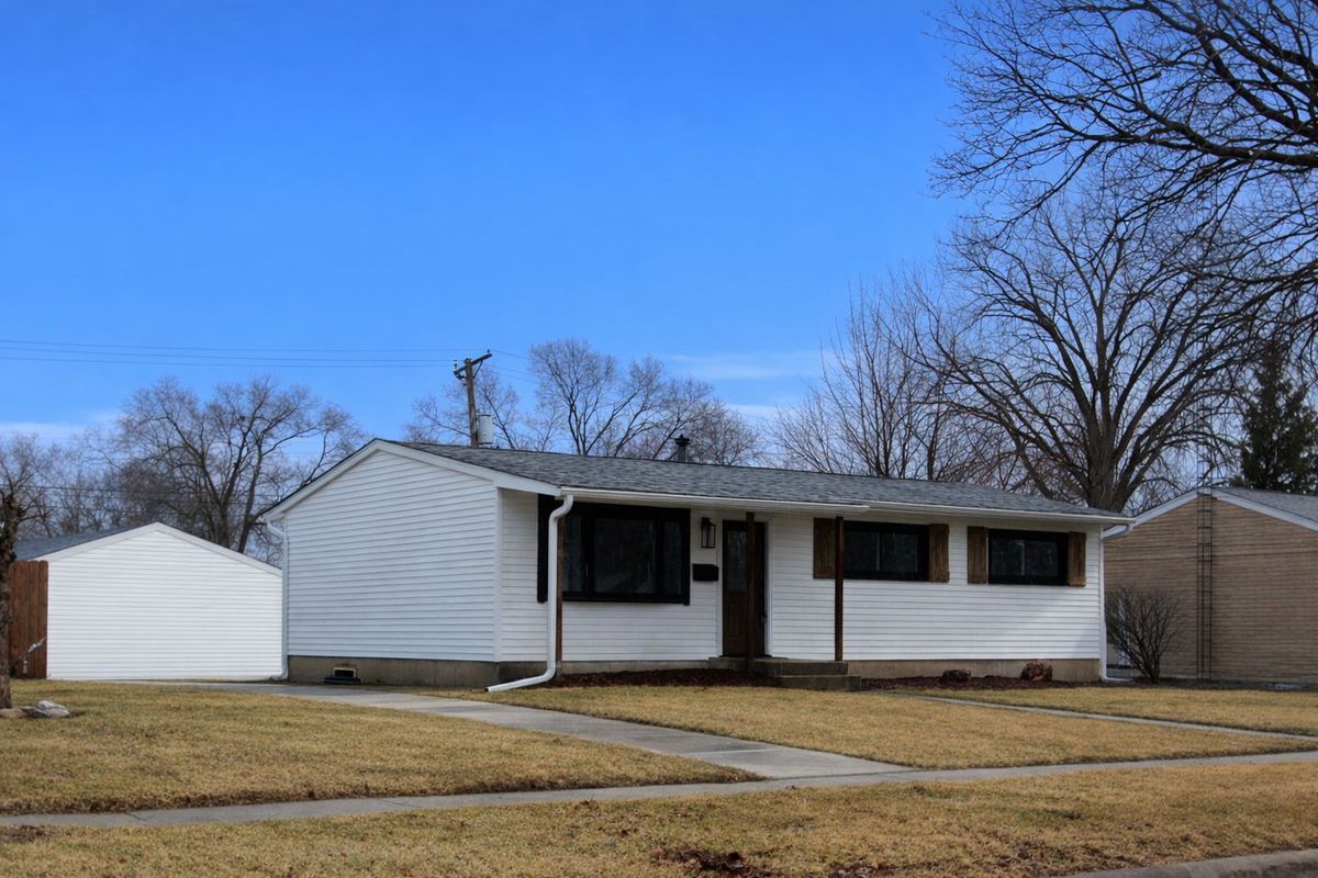 163 Terry Court, Woodstock, IL 60098