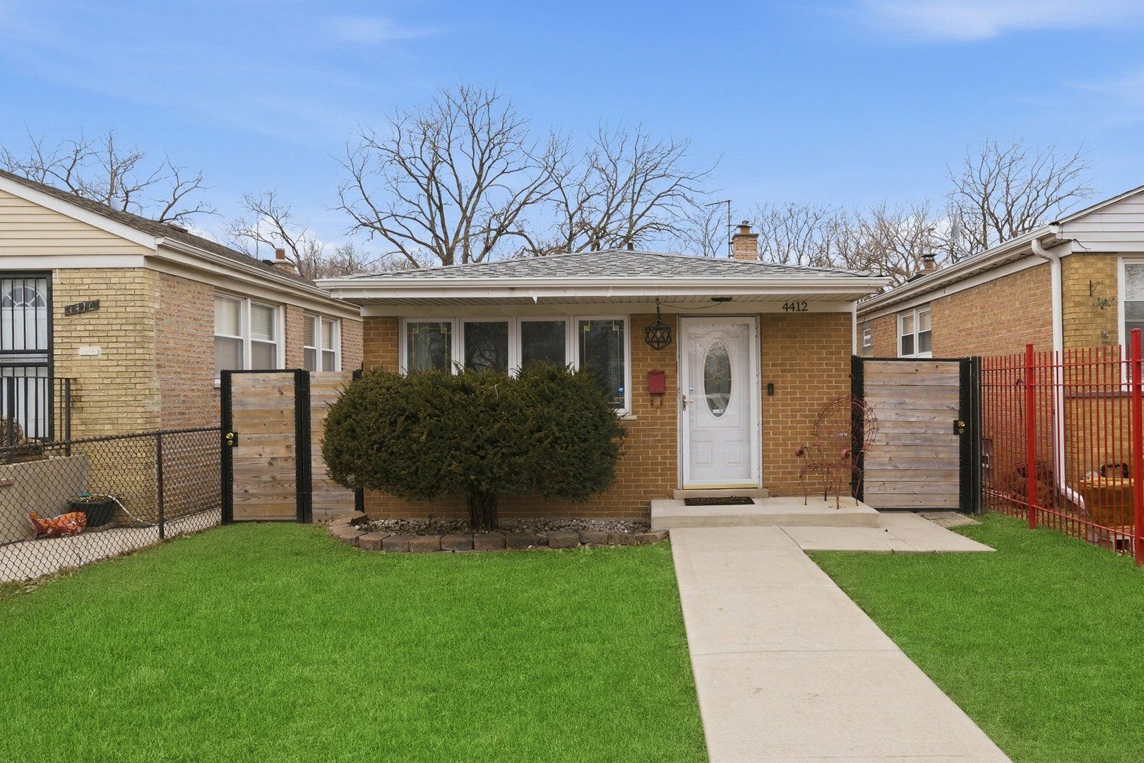 4412 S Leamington Avenue — Chicago, IL 60638