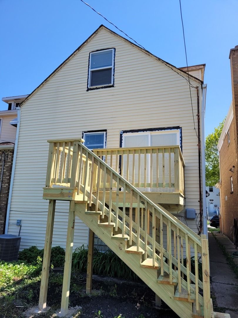 1324 East Avenue — Berwyn, IL 60402