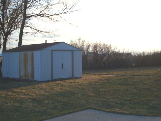 1269 E 500 North Road, Cissna Park, IL 60924