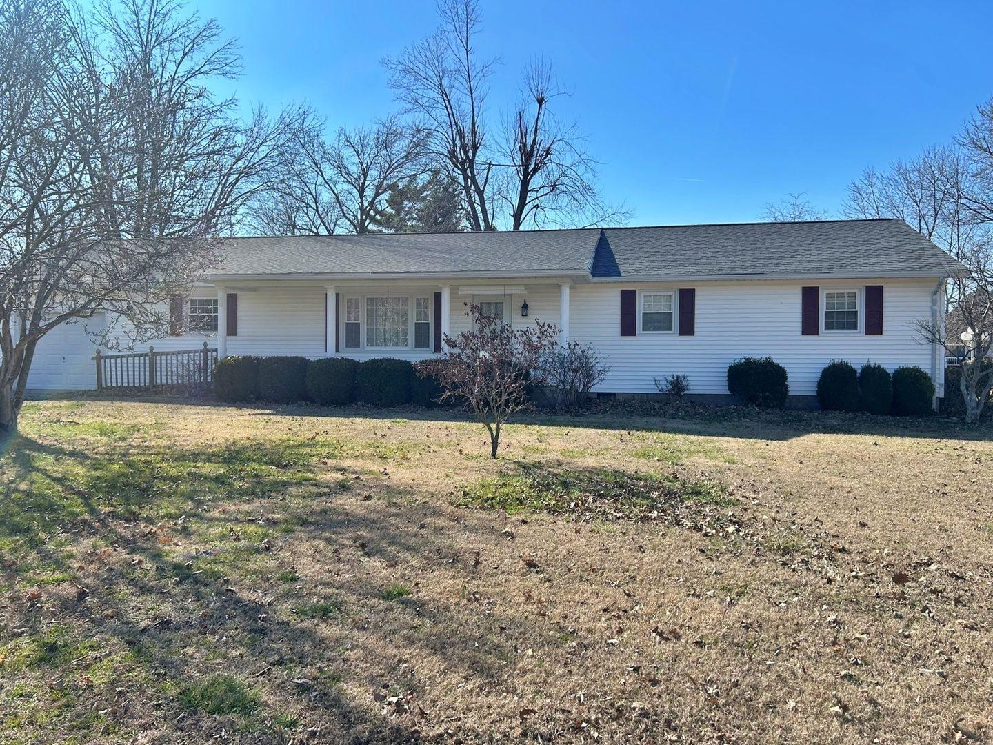 120 Southwest Drive — Harrisburg, IL 62946