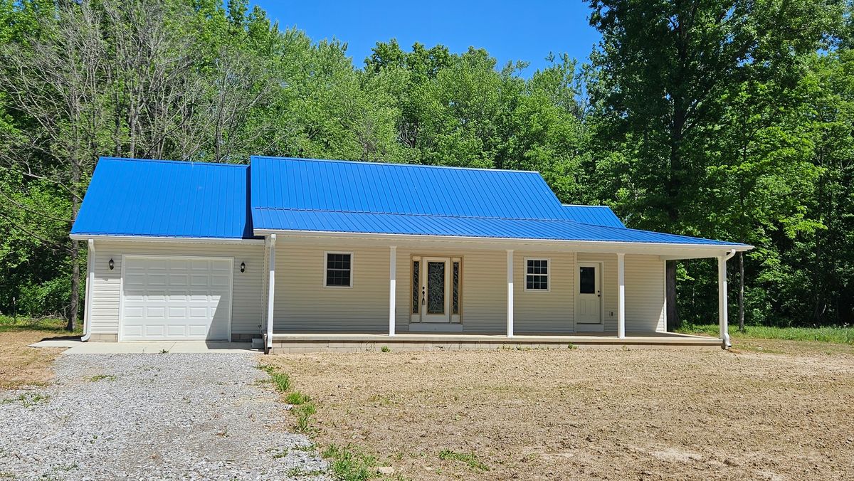 114 Evergreen Drive, Ina, IL 62846