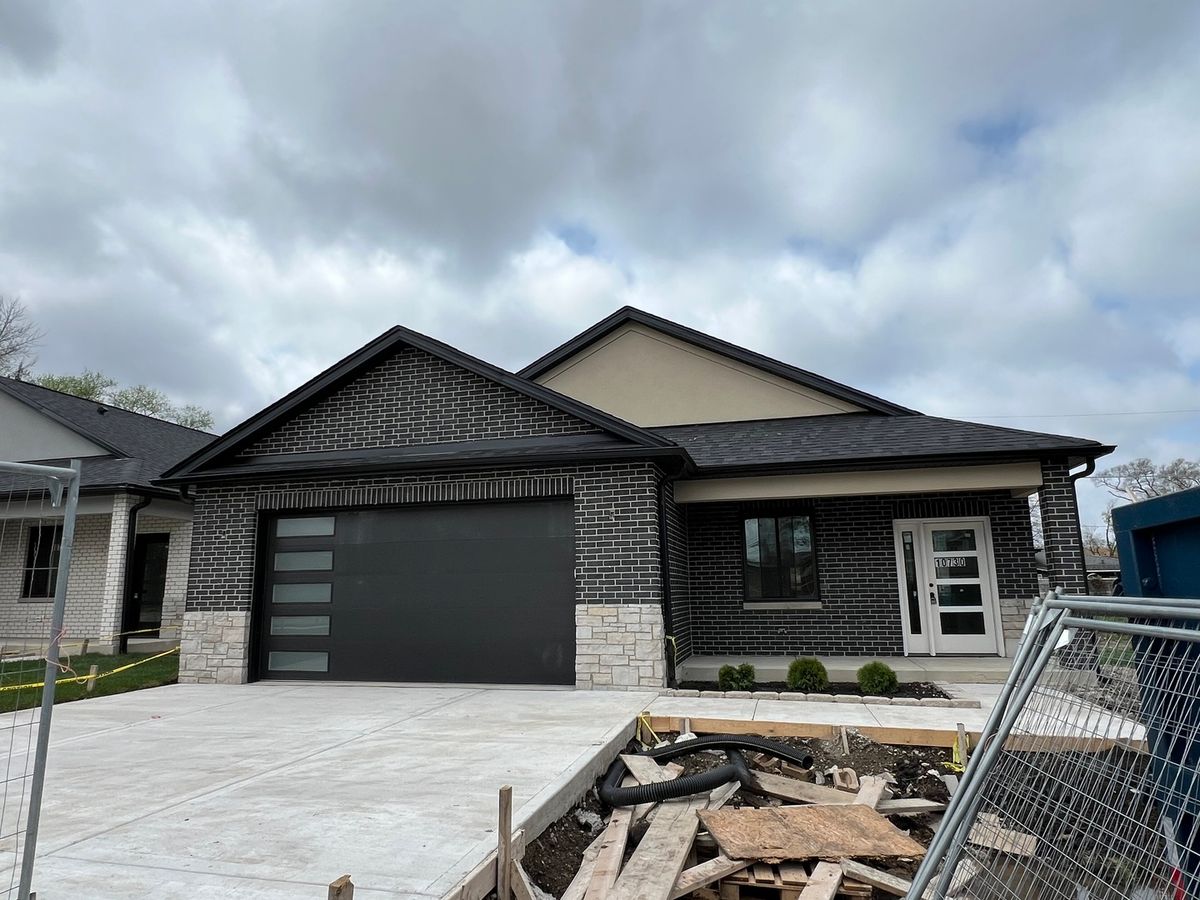 10730 Worth Avenue, Worth, IL 60482