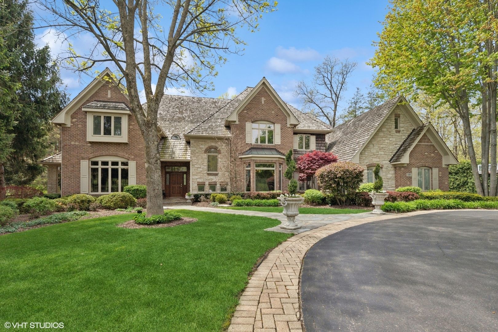 1181 Gavin Court — Lake Forest, IL 60045