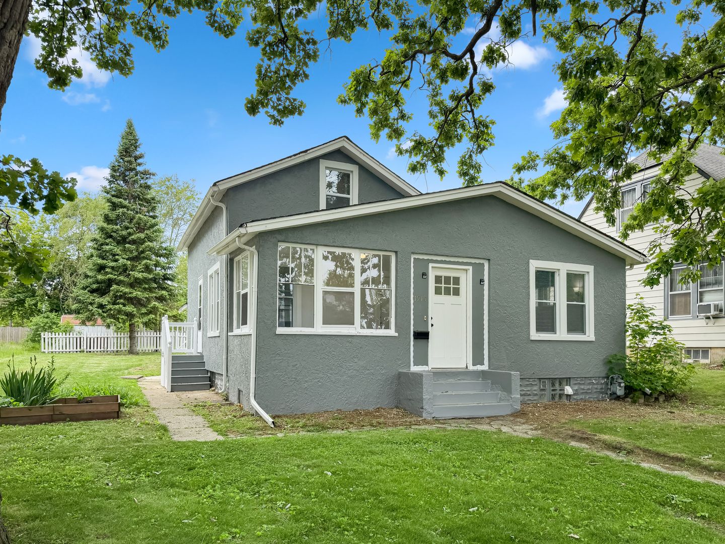 1910 Elim Avenue — Zion, IL 60099