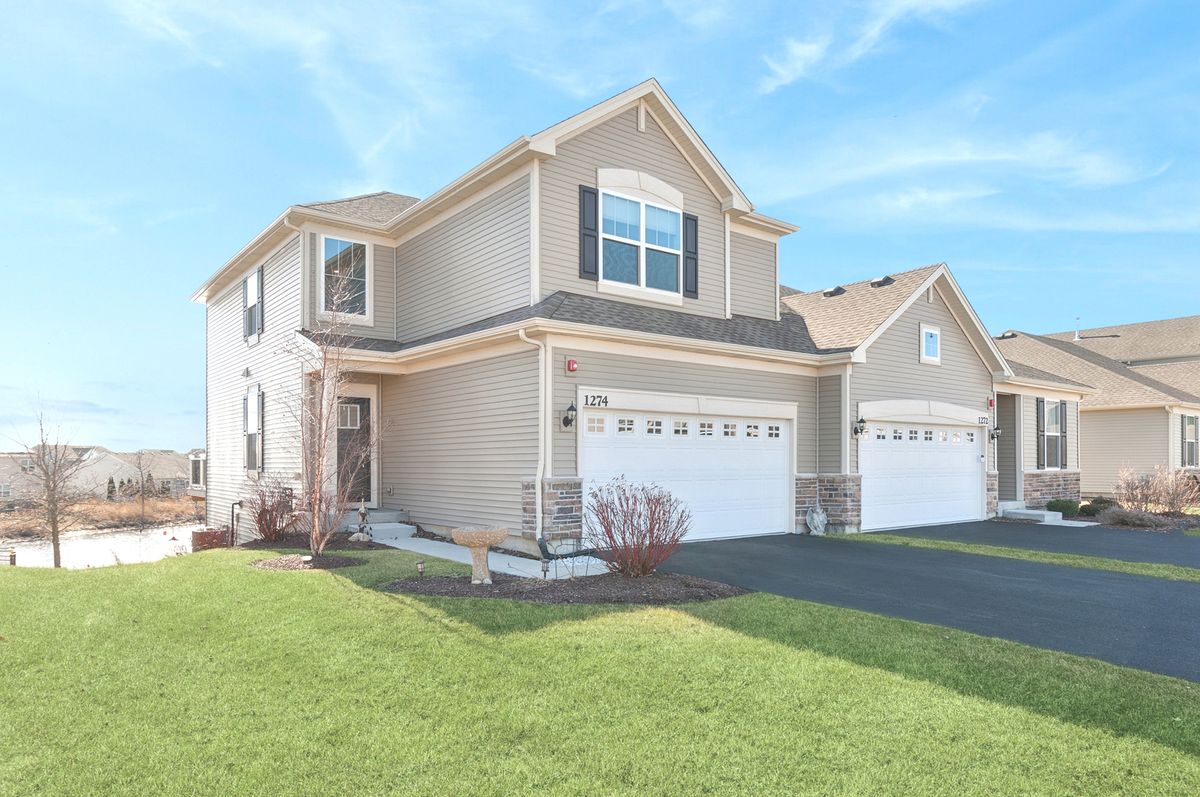 1274 Hawk Hollow Drive, Yorkville, IL 60560