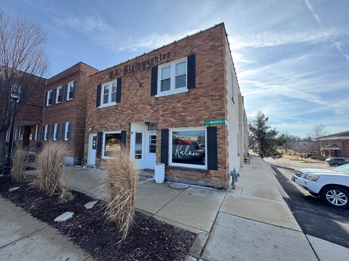 3S230 Warren Avenue, Warrenville, IL 60555