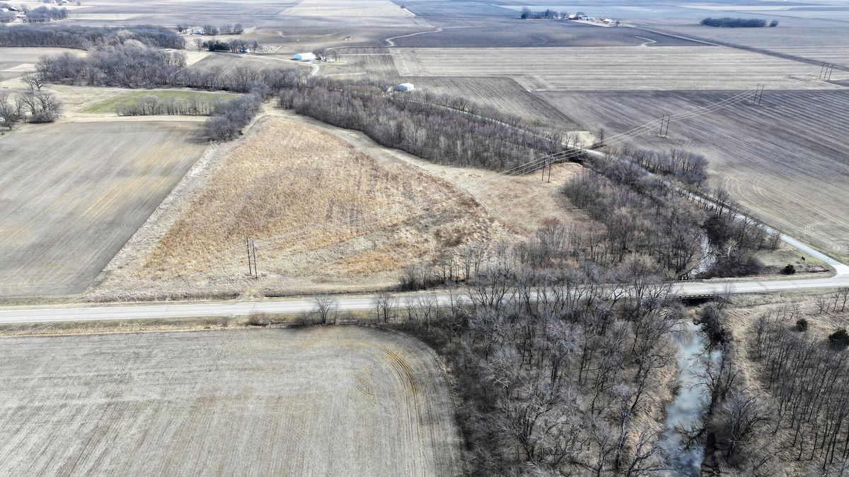 CH 7 2360, Newman, IL 61942