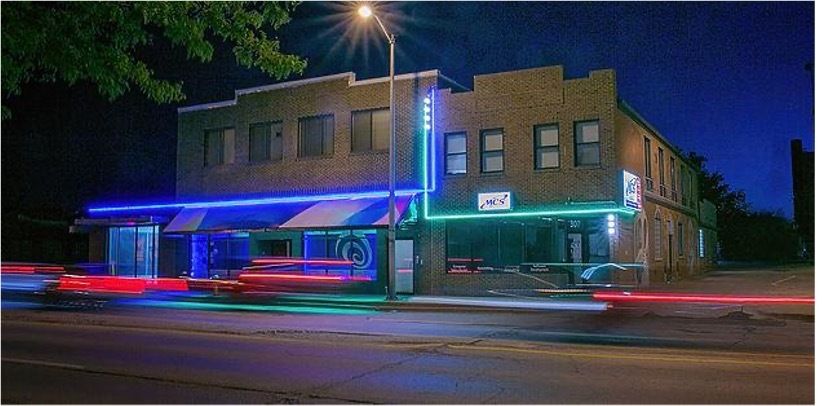 309 S Neil Street — Champaign, IL 61820