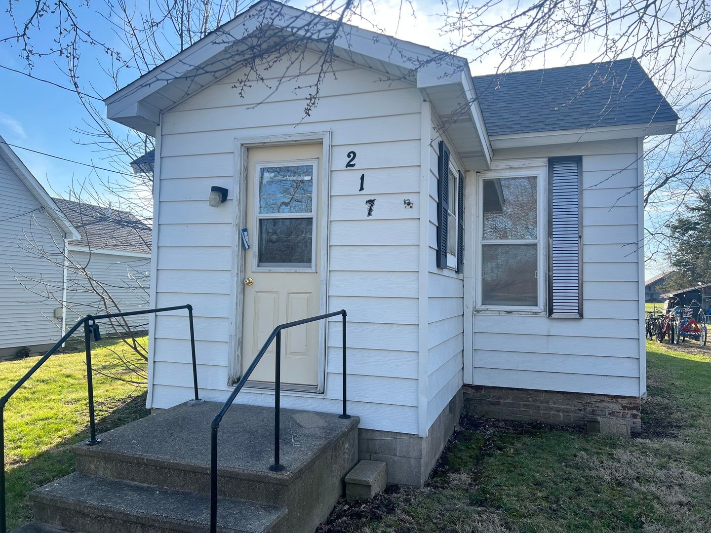 217 S Missouri Street — Atwood, IL 61913